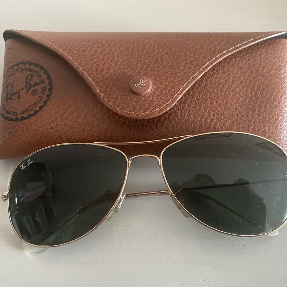 Ray-Ban Aviator Classic Sunglasses - Picture 5 of 7